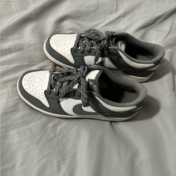 dunks - Picture 2 of 5